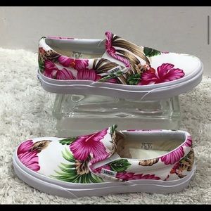 Vans tropical floral slip on sneakers 8.5
